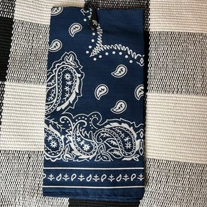 #A.31.0 🦋$2 ADD ON• Bandanna Blue